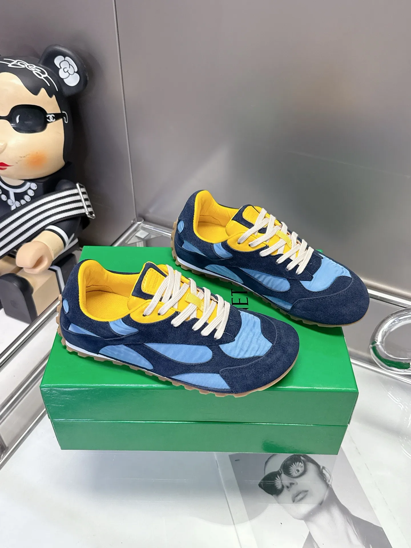 👟👟Ex-factory price 500👟👟 Bottega Veneta｜BV Bottega Veneta 25ss new Forrest shoes Dexun sneakers Sneaker technology nylon and suede, inspired by retro sneakers, a new interpretation of classic sneakers, lightweight, comfortable and breathable summer essentials The sole uses a classic woven texture, which is very recognizable, and is spliced with nylon suede, giving it a full texture!   Size: #Female 35-40 (41 made to order, non-refundable)